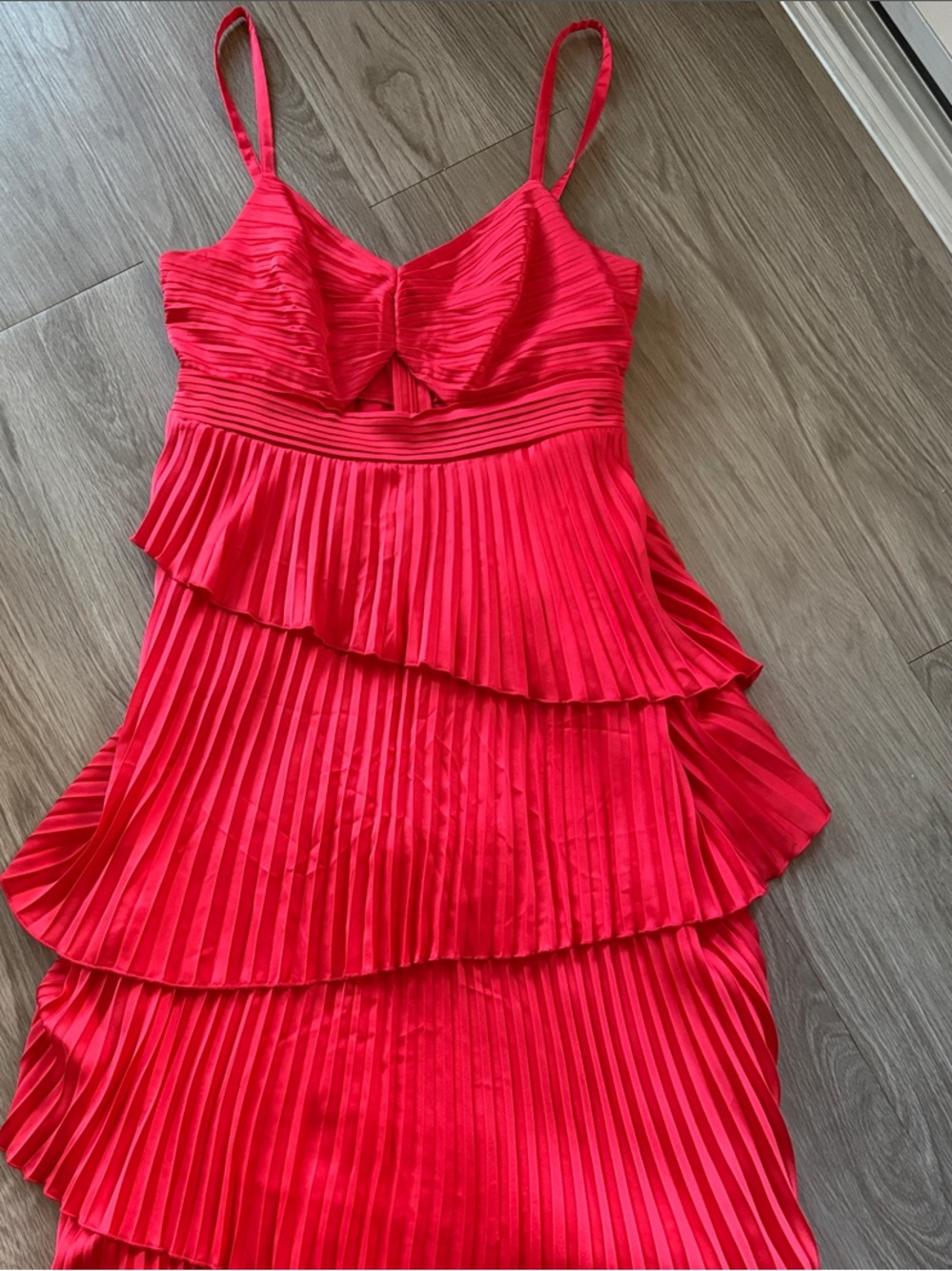 Abercrombie & Fitch Red Pleated Tiered Spaghetti-Strap Midi Dress
